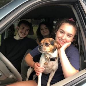 Meet your Posher, Lisa